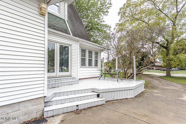 2670 Brookford Drive, Toledo, OH 43614