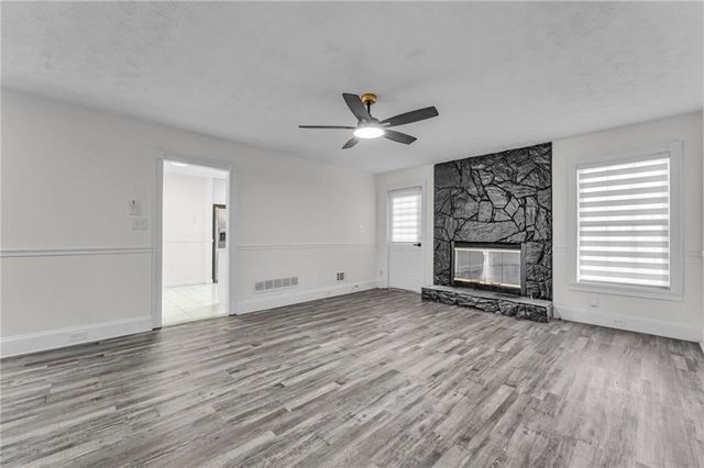 4304 Ruth Lane, Powder Springs, GA 30127