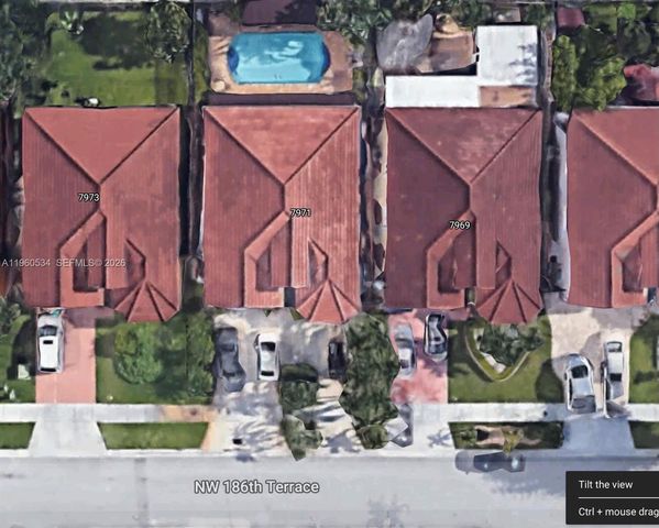 7971 NW 186th Ter, Hialeah, FL 33015