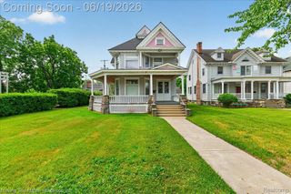 415 W Forest Avenue, Ypsilanti, MI 48197