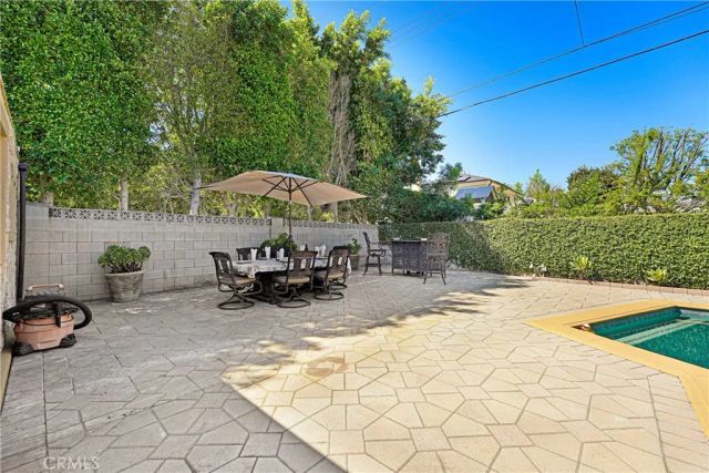 4313 Rhodes, Studio City, CA 91604
