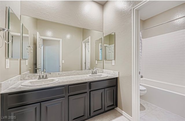 454 Lost Horizon Avenue, Henderson, NV 89002