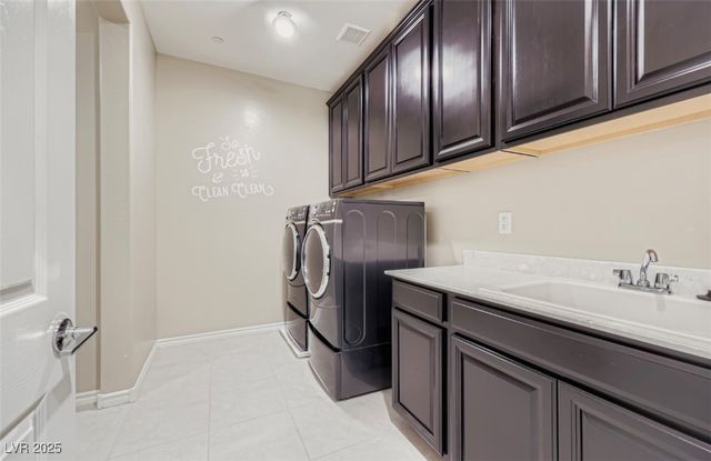 454 Lost Horizon Avenue, Henderson, NV 89002