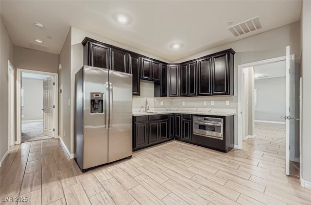 454 Lost Horizon Avenue, Henderson, NV 89002