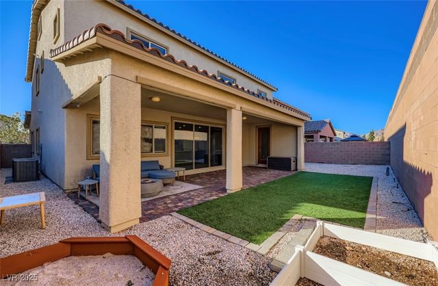 454 Lost Horizon Avenue, Henderson, NV 89002