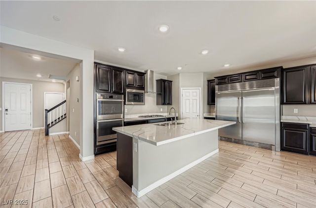 454 Lost Horizon Avenue, Henderson, NV 89002