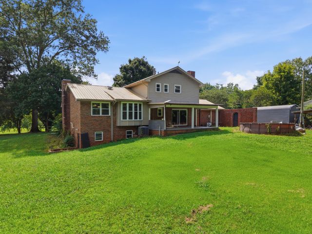 188 County Road 577, Englewood, TN 37329