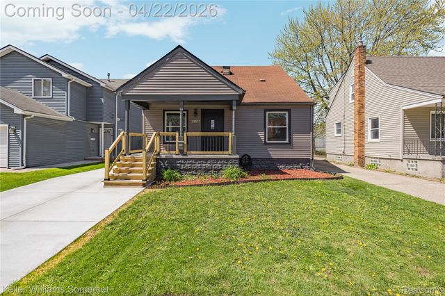 23377 Carlisle Avenue, Hazel Park, MI 48030