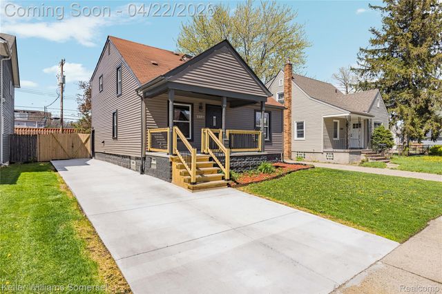 23377 Carlisle Avenue, Hazel Park, MI 48030