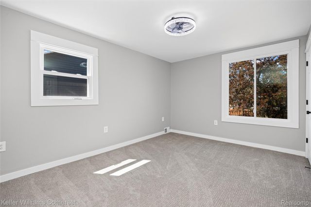 23377 Carlisle Avenue, Hazel Park, MI 48030