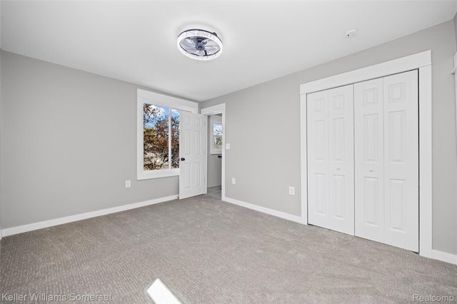 23377 Carlisle Avenue, Hazel Park, MI 48030