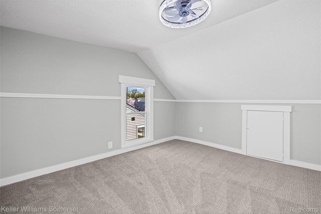 23377 Carlisle Avenue, Hazel Park, MI 48030