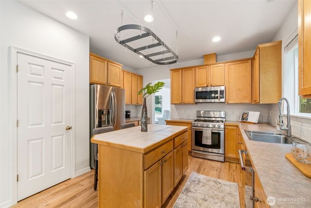 11558 179th Court NE, Redmond, WA 98052