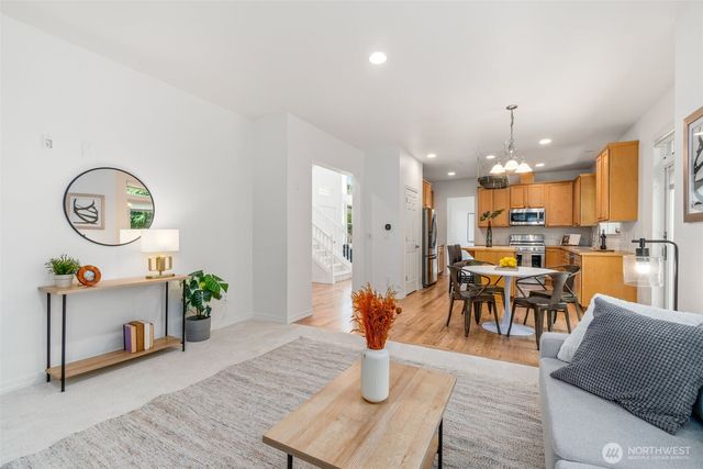 11558 179th Court NE, Redmond, WA 98052