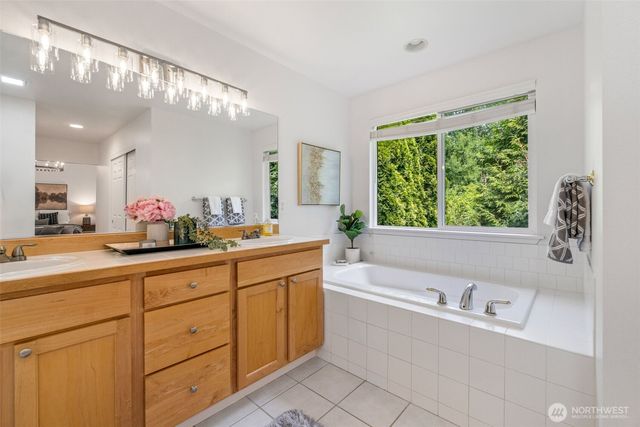 11558 179th Court NE, Redmond, WA 98052