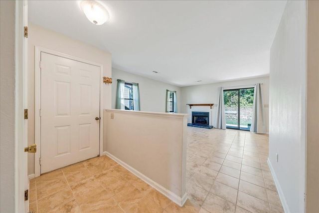 7206 Red Cedar CIR, Roanoke, VA 24019