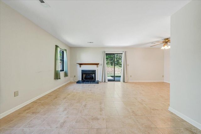 7206 Red Cedar CIR, Roanoke, VA 24019