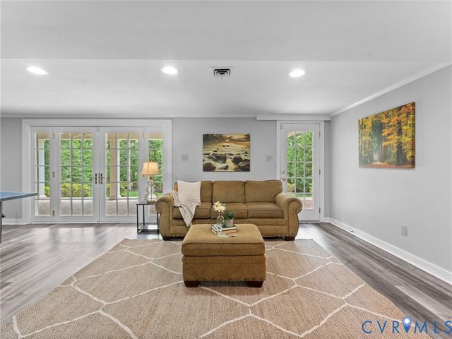 7711 Kenmore Cir, Richmond, VA 23225