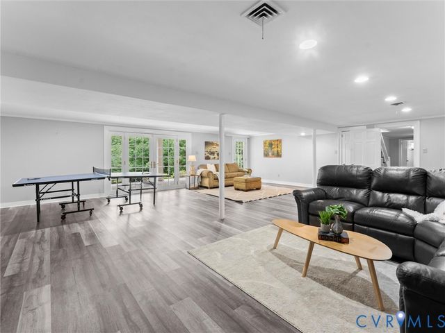 7711 Kenmore Cir, Richmond, VA 23225