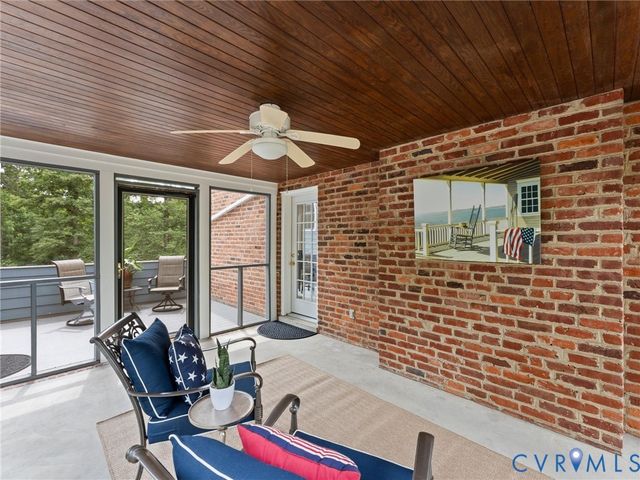 7711 Kenmore Cir, Richmond, VA 23225