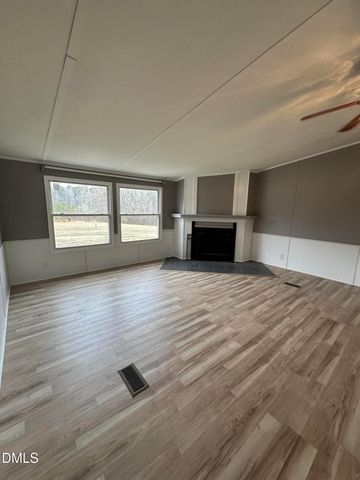 809 Club Pond Road, Henderson, NC 27537