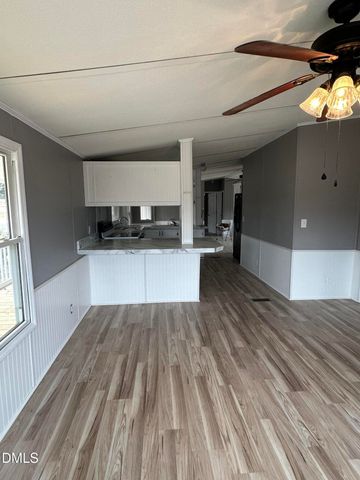 809 Club Pond Road, Henderson, NC 27537