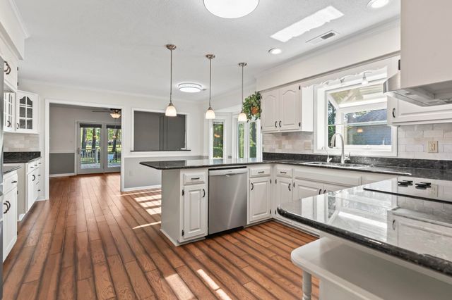 8207 Timber Ridge Rd., Conway, SC 29526