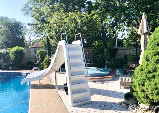 902 10th Street, Keyport, NJ 07735