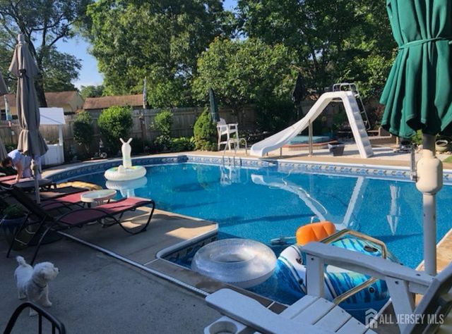 902 10th Street, Keyport, NJ 07735