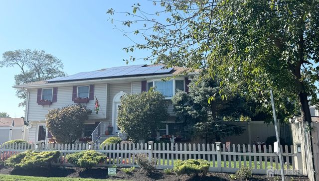 902 10th Street, Keyport, NJ 07735