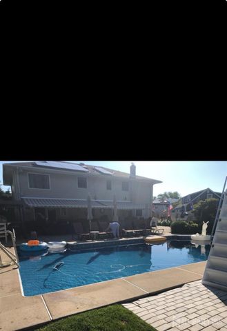 902 10th Street, Keyport, NJ 07735