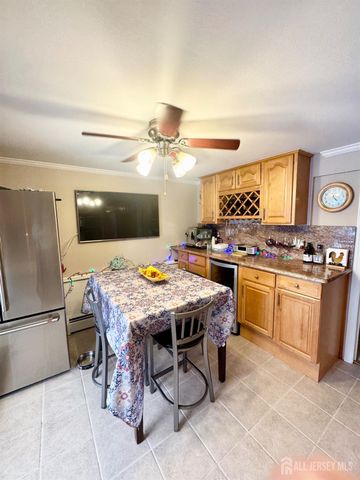 902 10th Street, Keyport, NJ 07735