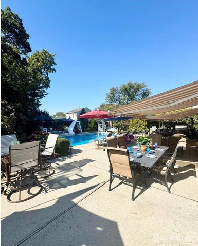 902 10th Street, Keyport, NJ 07735