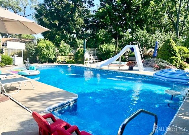 902 10th Street, Keyport, NJ 07735