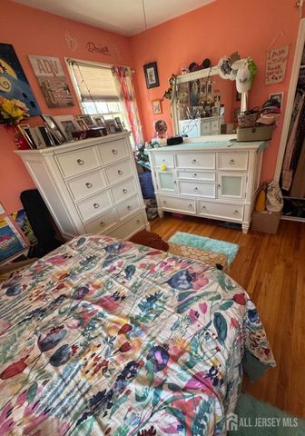 902 10th Street, Keyport, NJ 07735