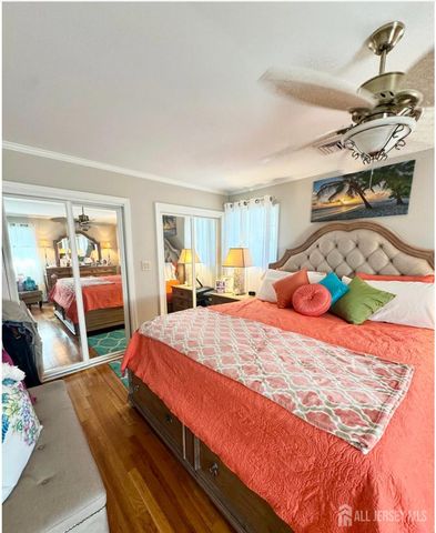 902 10th Street, Keyport, NJ 07735