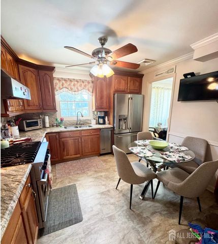 902 10th Street, Keyport, NJ 07735