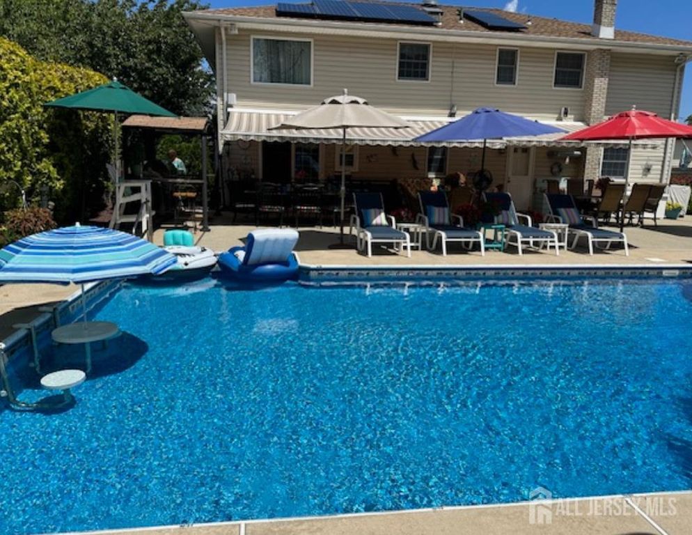 902 10th Street, Keyport, NJ 07735