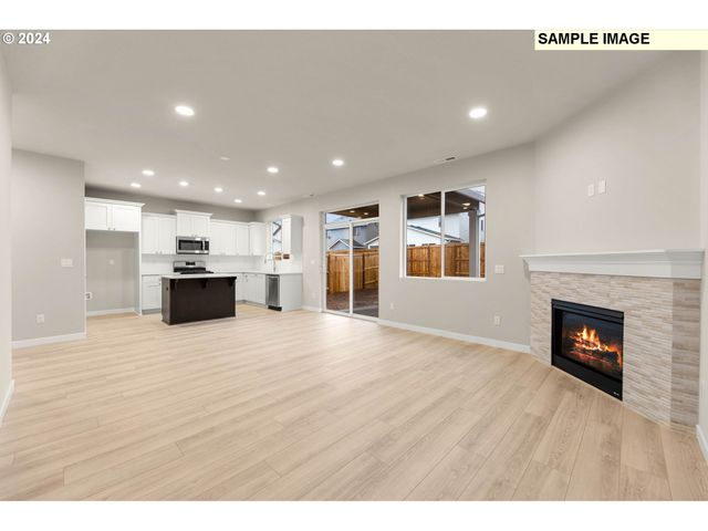 2727 S Ivy St LOT 829, Cornelius, OR 97113