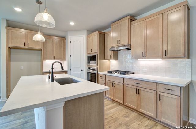 1827 Heritage Maples, New Braunfels, TX 78132