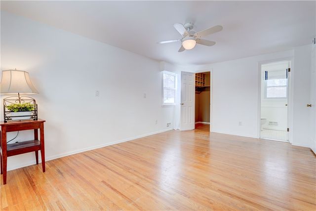 27 Crestview Drive, Pittsford, NY 14534