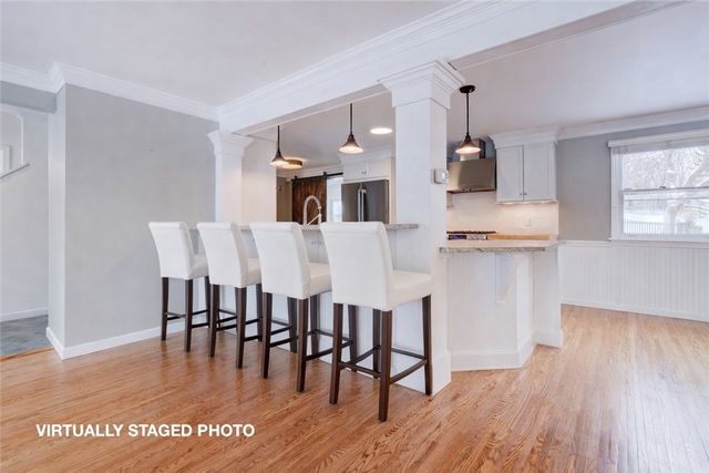 27 Crestview Drive, Pittsford, NY 14534