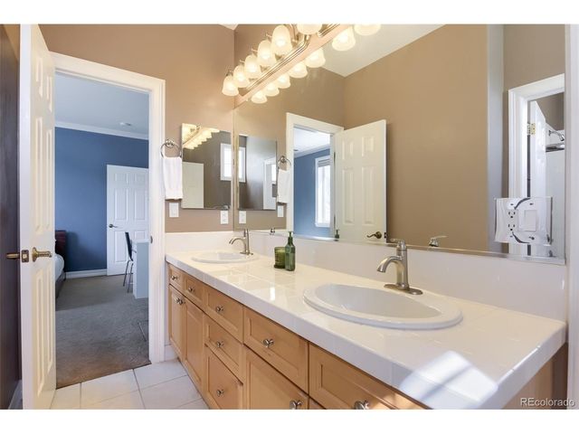 9969 Longview Dr, Lone Tree, CO 80124