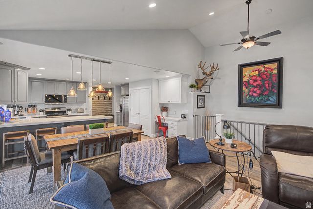 1017 E 450 S, Pleasant Grove, UT 84062