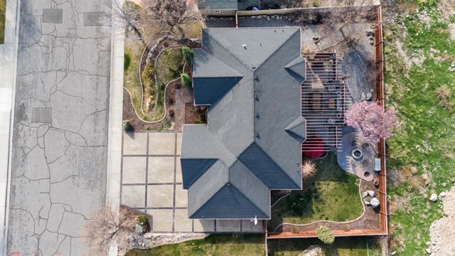 1017 E 450 S, Pleasant Grove, UT 84062