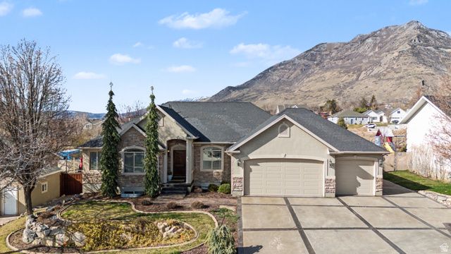 1017 E 450 S, Pleasant Grove, UT 84062