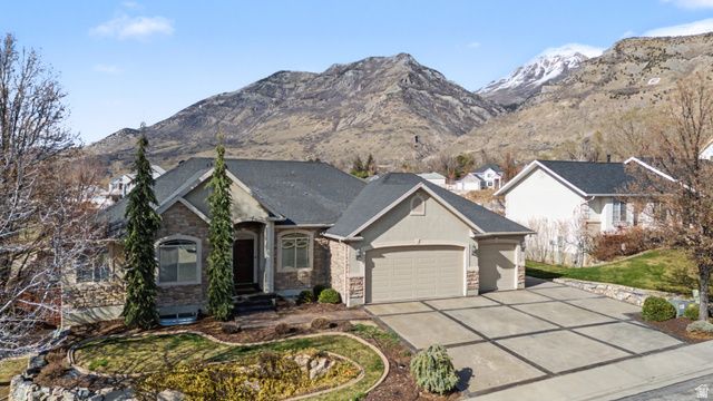 1017 E 450 S, Pleasant Grove, UT 84062