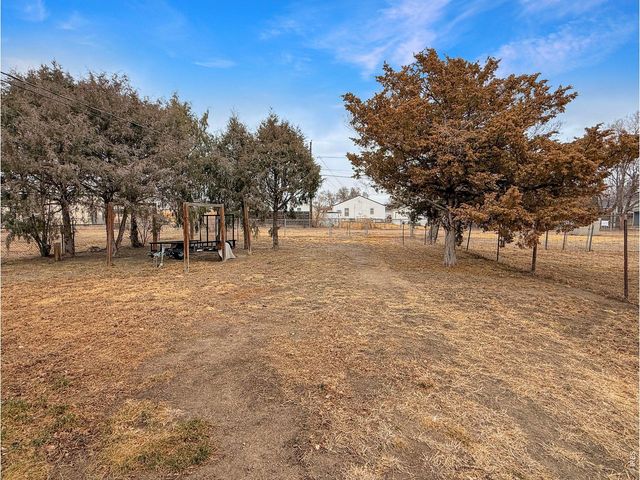 720 Phelps St, Sterling, CO 80751