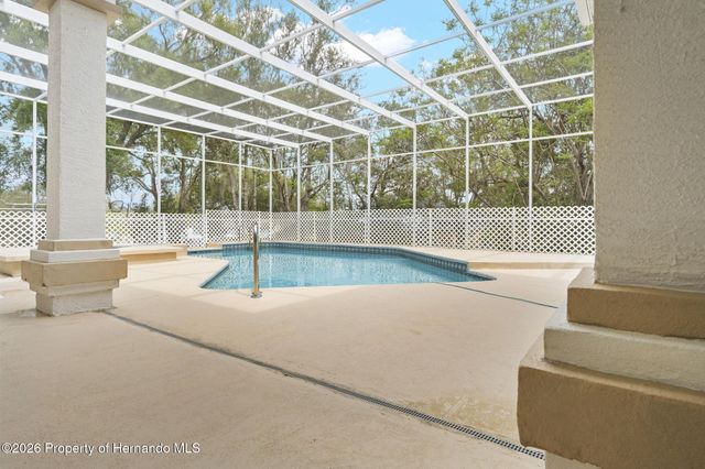 348 Florian Way, Spring Hill, FL 34609