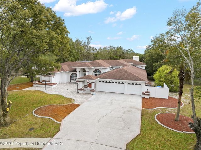348 Florian Way, Spring Hill, FL 34609